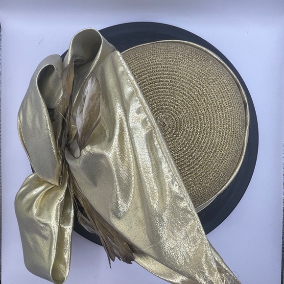 Milan by Charm Women’s Hat - Picture 5 of 8